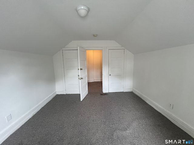 270 East Avenue, Bridgeport, CT 06610