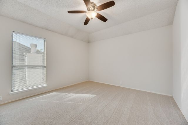 904 Lake Bluff Drive, Lake Dallas, TX 75065