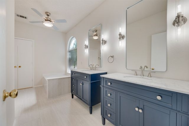 904 Lake Bluff Drive, Lake Dallas, TX 75065