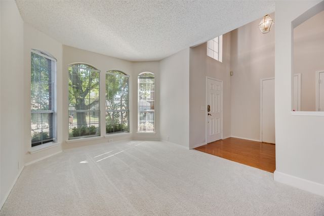 904 Lake Bluff Drive, Lake Dallas, TX 75065