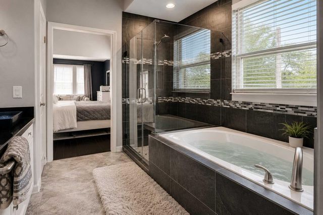 313 Marina Oaks Court, League City, TX 77565