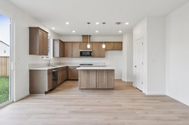 1890 Peony Street, Hollister, CA 95023