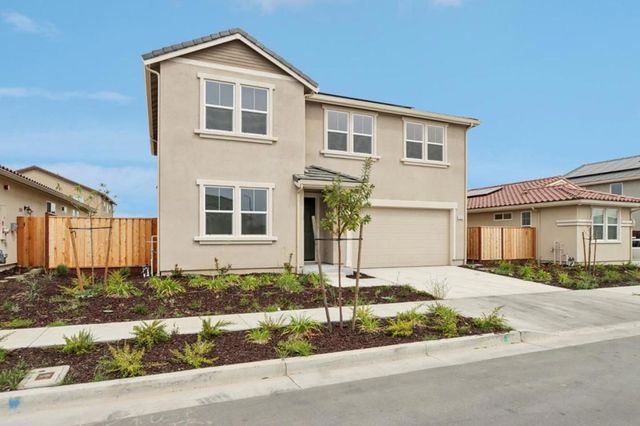 1890 Peony Street, Hollister, CA 95023