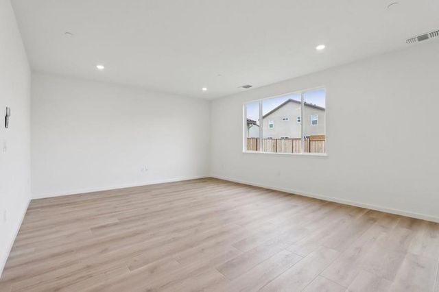 1890 Peony Street, Hollister, CA 95023