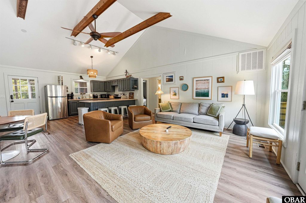 Image 13 of property listing at 326 Sea Oats Trail, Southern Shores, NC 27949