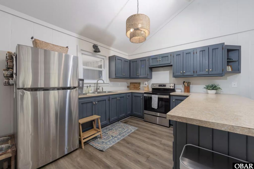 Image 19 of property listing at 326 Sea Oats Trail, Southern Shores, NC 27949