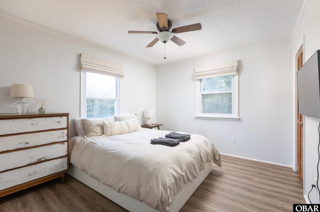 Image 34 of property listing at 326 Sea Oats Trail, Southern Shores, NC 27949