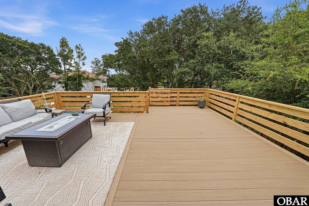 Image 49 of property listing at 326 Sea Oats Trail, Southern Shores, NC 27949