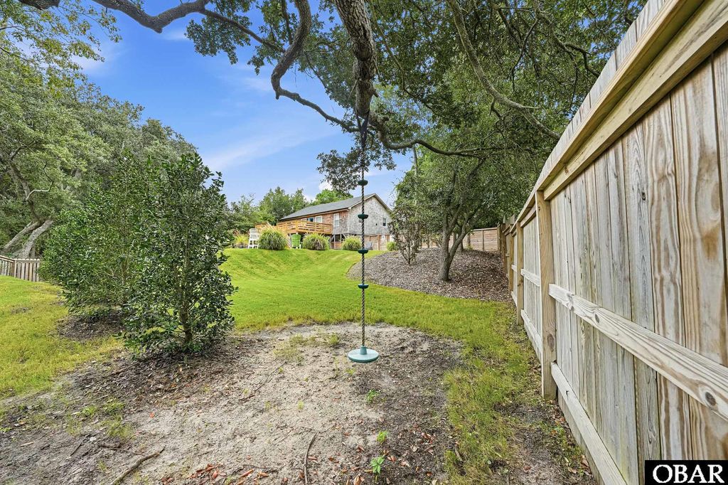 Image 62 of property listing at 326 Sea Oats Trail, Southern Shores, NC 27949