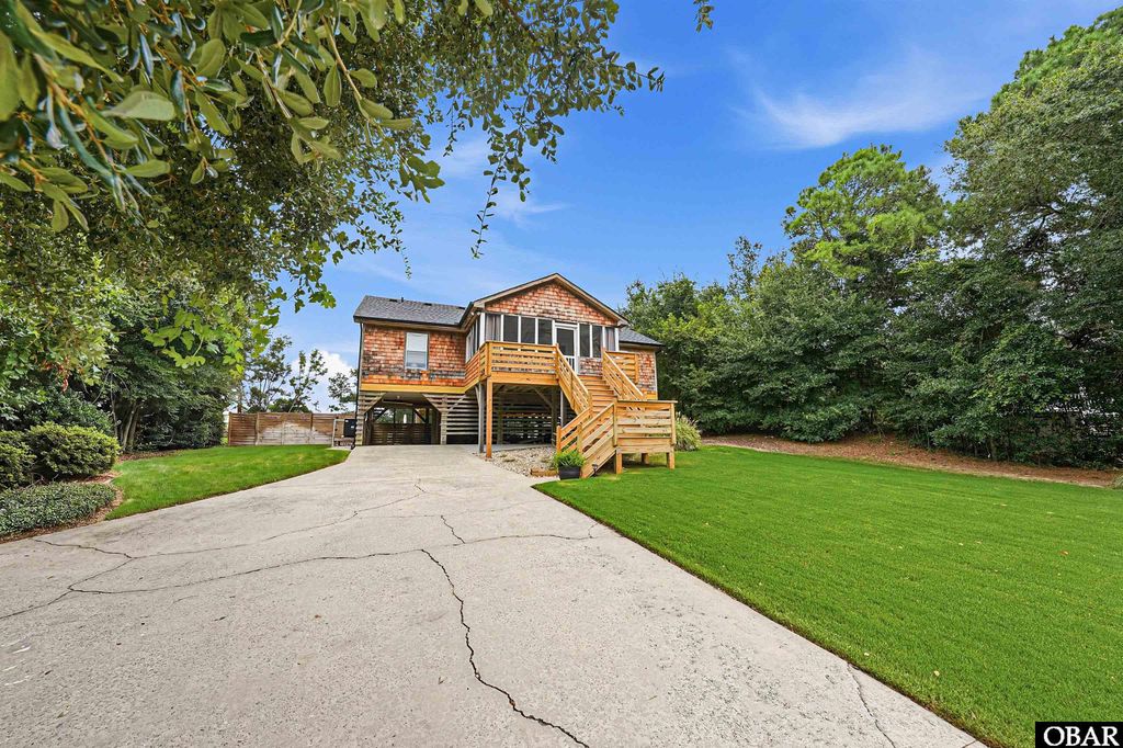 Image 68 of property listing at 326 Sea Oats Trail, Southern Shores, NC 27949