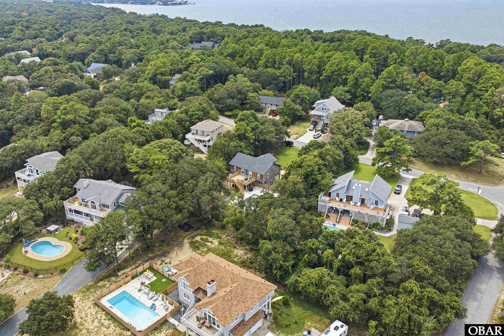Image 74 of property listing at 326 Sea Oats Trail, Southern Shores, NC 27949