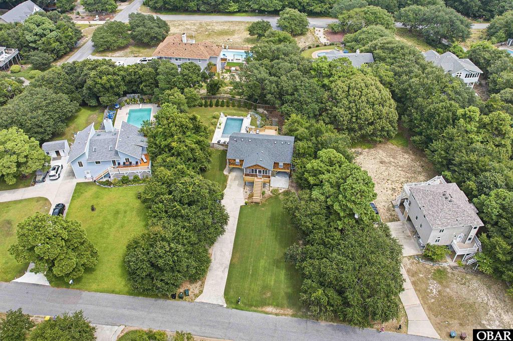 Image 75 of property listing at 326 Sea Oats Trail, Southern Shores, NC 27949