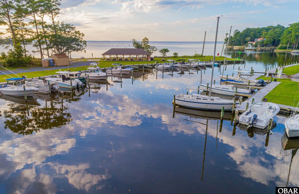 Image 85 of property listing at 326 Sea Oats Trail, Southern Shores, NC 27949