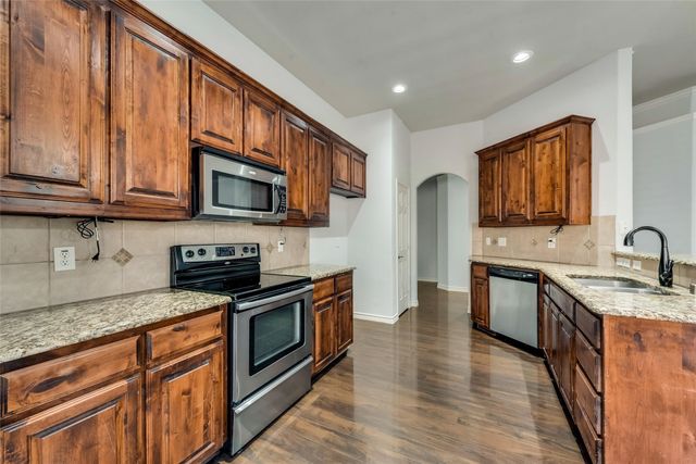 2628 Triangle Leaf Drive, Fort Worth, TX 76244