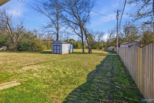 1617 Brook Hollow Circle NW, Huntsville, AL 35816