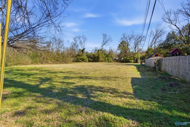 1617 Brook Hollow Circle NW, Huntsville, AL 35816