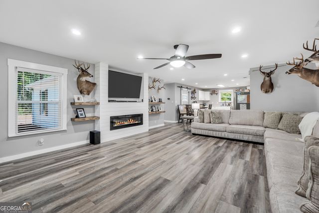 2186 Williamson Zebulon Road, Williamson, GA 30292