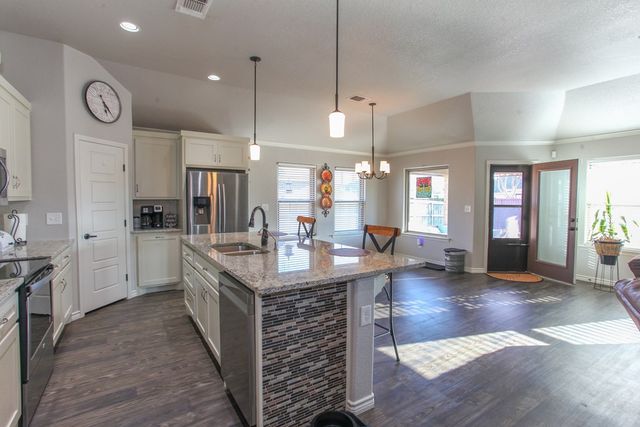 704 Bucknell, Big Spring, TX 79720