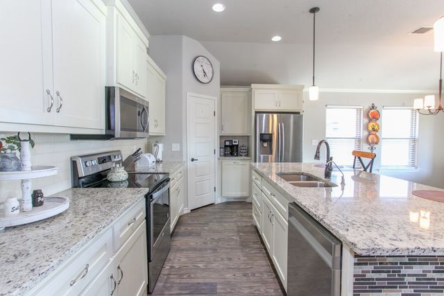 704 Bucknell, Big Spring, TX 79720