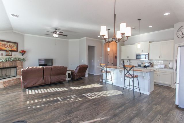 704 Bucknell, Big Spring, TX 79720