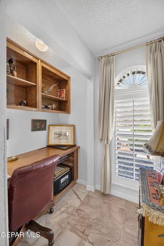 8536 MOUNTAIN ASH Drive, El Paso, TX 79904