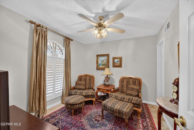 8536 MOUNTAIN ASH Drive, El Paso, TX 79904