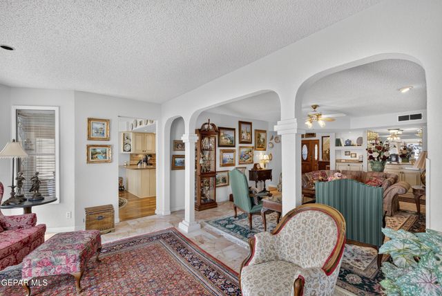 8536 MOUNTAIN ASH Drive, El Paso, TX 79904