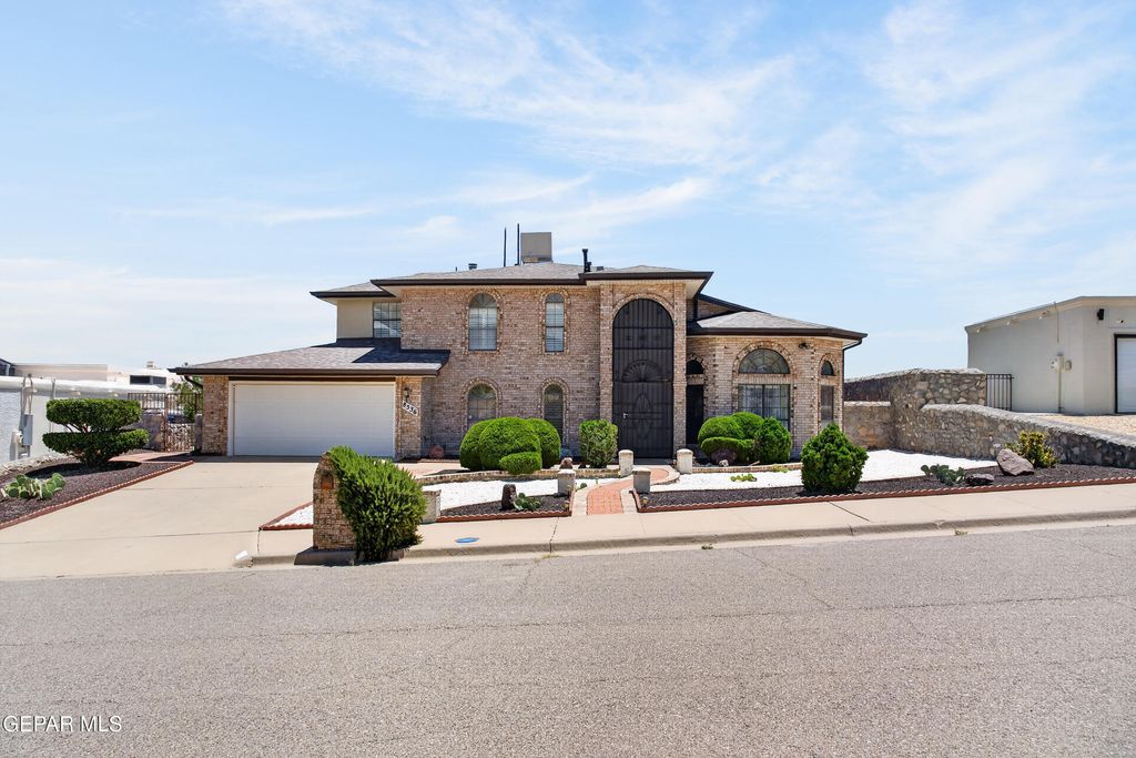 8536 MOUNTAIN ASH Drive, El Paso, TX 79904