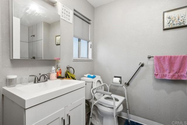 1341 BOYLE AVENUE A and B, Escondido, CA 92027