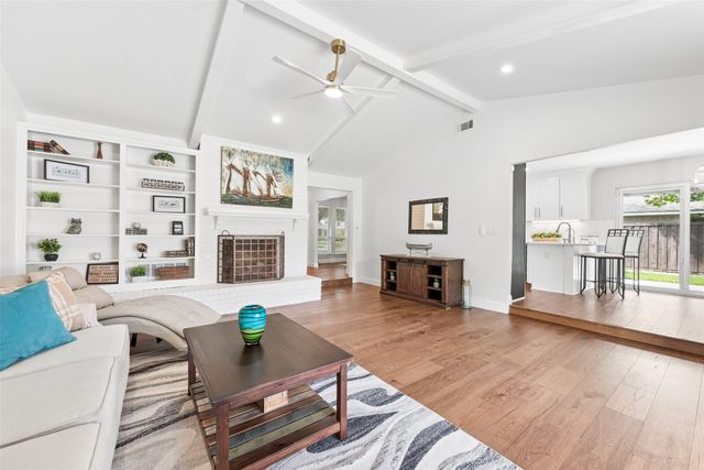 149 N Spring Creek Drive, Richardson, TX 75081