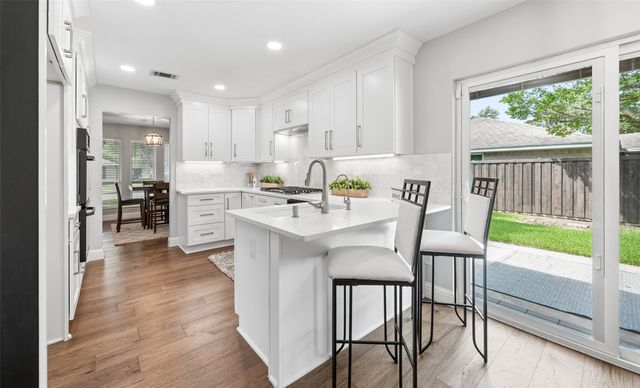 149 N Spring Creek Drive, Richardson, TX 75081
