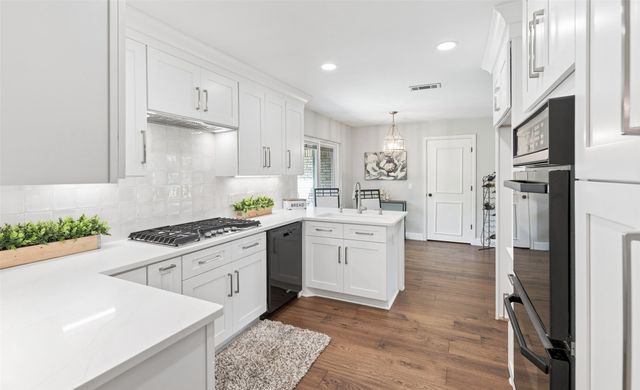 149 N Spring Creek Drive, Richardson, TX 75081