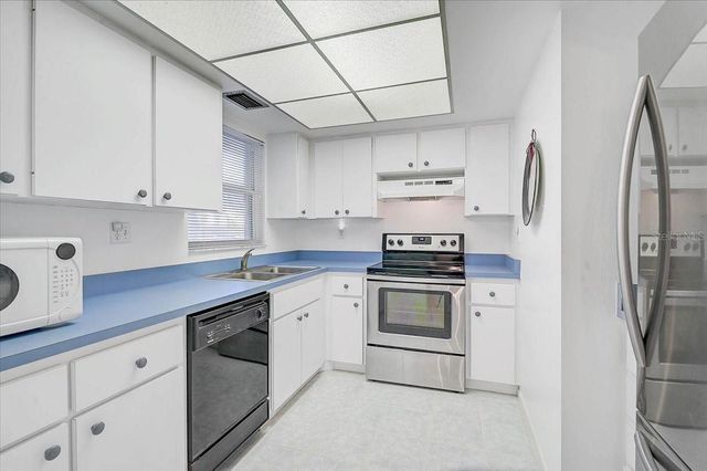 2875 SWIFTON DRIVE 58, Sarasota, FL 34231