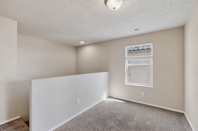 4141 Skyline Loop NE, Rio Rancho, NM 87144