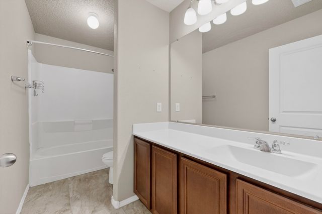 4141 Skyline Loop NE, Rio Rancho, NM 87144