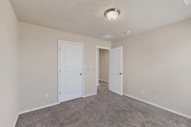 4141 Skyline Loop NE, Rio Rancho, NM 87144