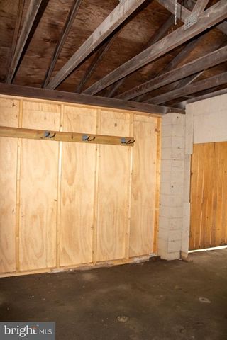 204 HERRVILLE RD, Willow Street, PA 17584