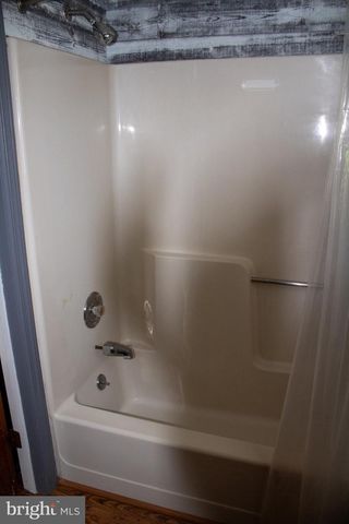204 HERRVILLE RD, Willow Street, PA 17584
