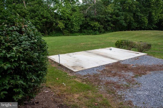 204 HERRVILLE RD, Willow Street, PA 17584