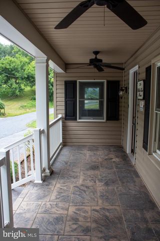 204 HERRVILLE RD, Willow Street, PA 17584
