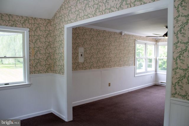 204 HERRVILLE RD, Willow Street, PA 17584