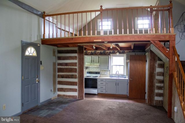 204 HERRVILLE RD, Willow Street, PA 17584