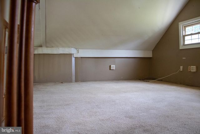 204 HERRVILLE RD, Willow Street, PA 17584