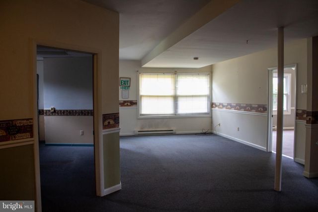 204 HERRVILLE RD, Willow Street, PA 17584