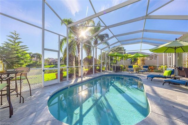 7534 Garibaldi CT, Naples, FL 34114