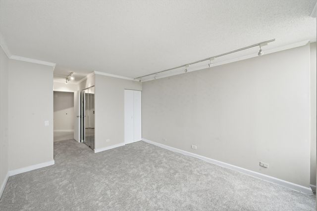 5320 N Sheridan Road 1607, Chicago, IL 60640