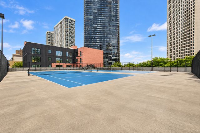5320 N Sheridan Road 1607, Chicago, IL 60640