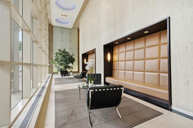 5320 N Sheridan Road 1607, Chicago, IL 60640