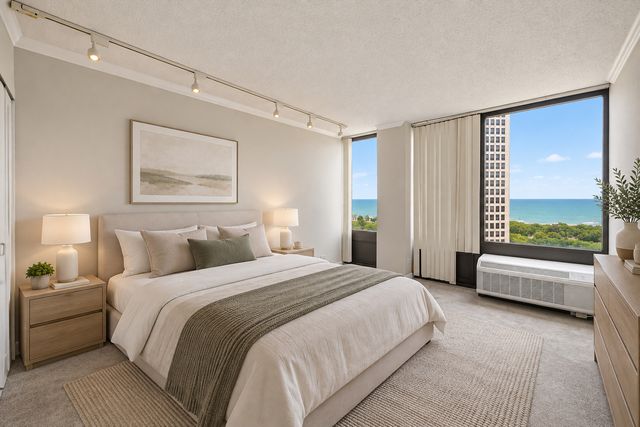 5320 N Sheridan Road 1607, Chicago, IL 60640