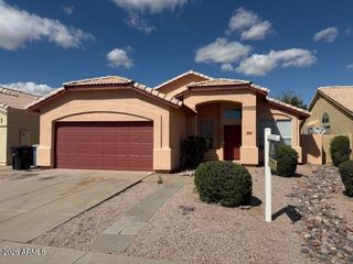 1060 W GLENMERE Drive, Chandler, AZ 85224